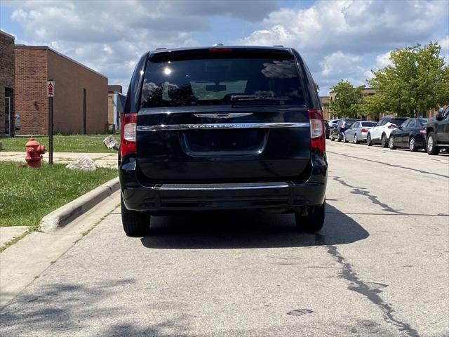 used 2014 Chrysler Town & Country car, priced at $12,990