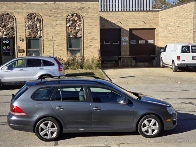 used 2009 Volkswagen Jetta car, priced at $4,490