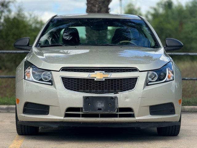 used 2014 Chevrolet Cruze car, priced at $7,999