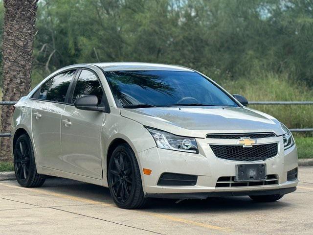 used 2014 Chevrolet Cruze car, priced at $7,999