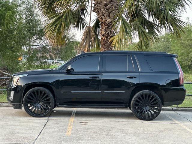 used 2015 Cadillac Escalade car, priced at $26,995
