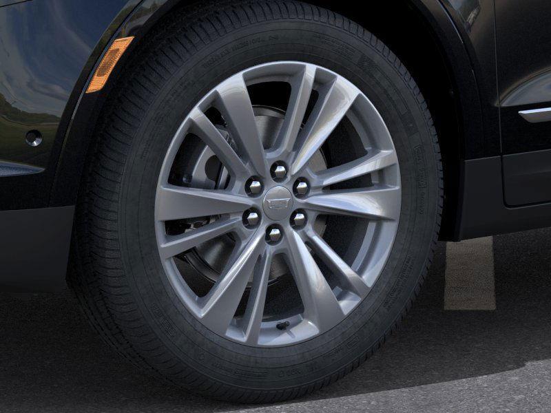 new 2025 Cadillac XT5 car, priced at $58,215