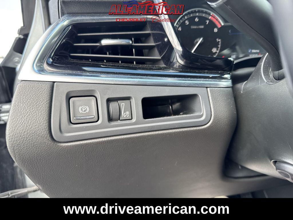 used 2024 Cadillac XT6 car, priced at $40,857