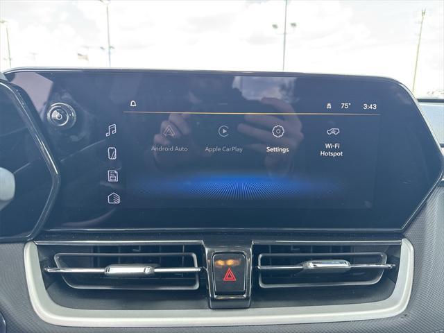 used 2025 Chevrolet TrailBlazer car, priced at $28,107
