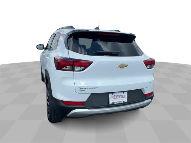 used 2025 Chevrolet TrailBlazer car, priced at $28,107