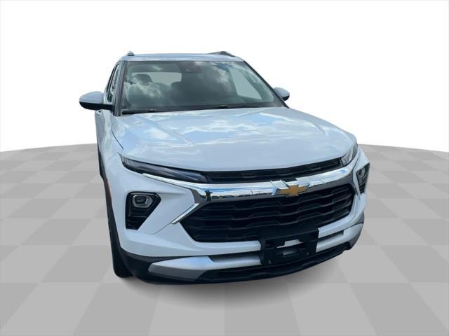 used 2025 Chevrolet TrailBlazer car, priced at $28,107