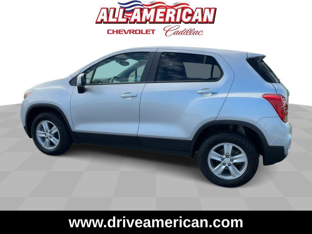 used 2022 Chevrolet Trax car, priced at $19,307