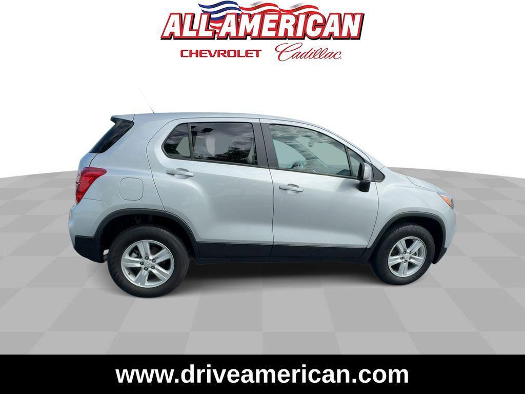 used 2022 Chevrolet Trax car, priced at $19,307