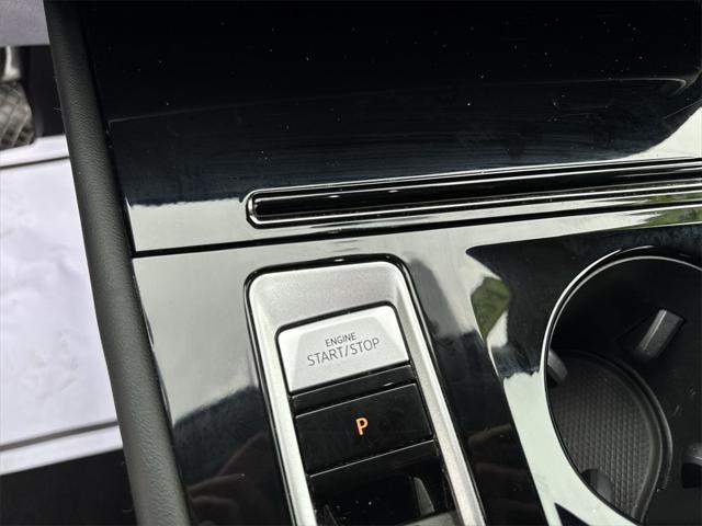used 2024 Volkswagen Atlas car, priced at $33,682