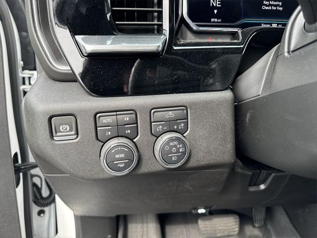 new 2025 Chevrolet Silverado 1500 car, priced at $67,240