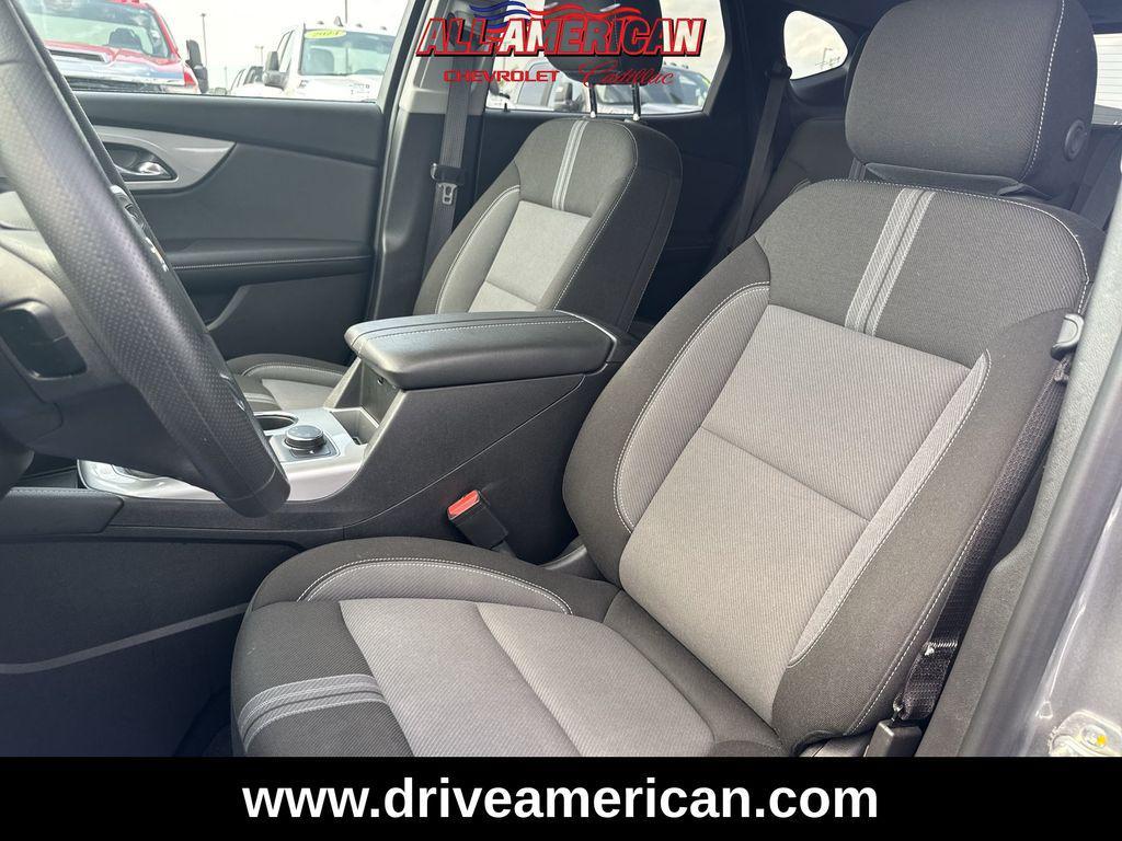 used 2025 Chevrolet Blazer car, priced at $31,994