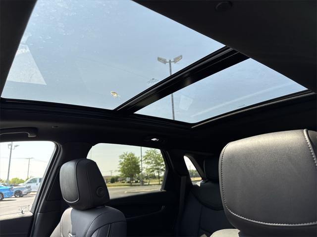 used 2022 Cadillac XT5 car, priced at $29,177