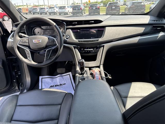 used 2022 Cadillac XT5 car, priced at $29,177