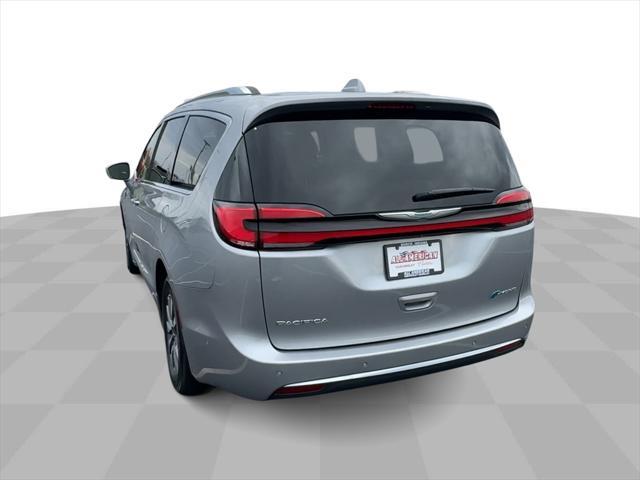 used 2021 Chrysler Pacifica Hybrid car, priced at $23,749