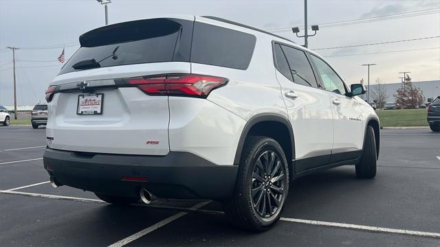 used 2022 Chevrolet Traverse car, priced at $34,999