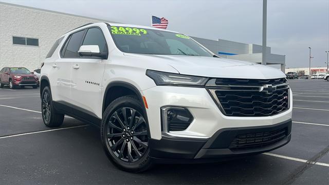 used 2022 Chevrolet Traverse car, priced at $34,999