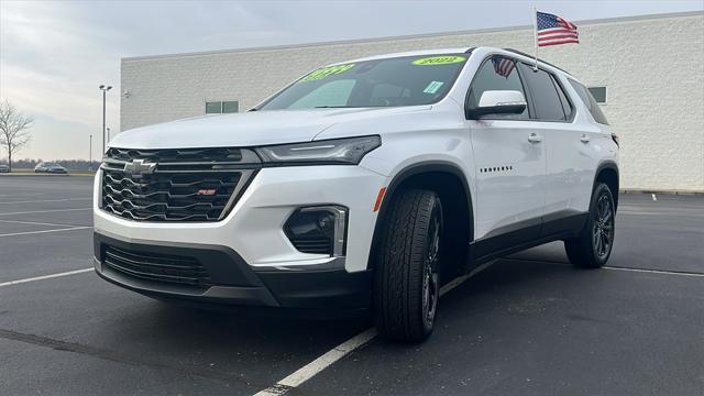 used 2022 Chevrolet Traverse car, priced at $34,999