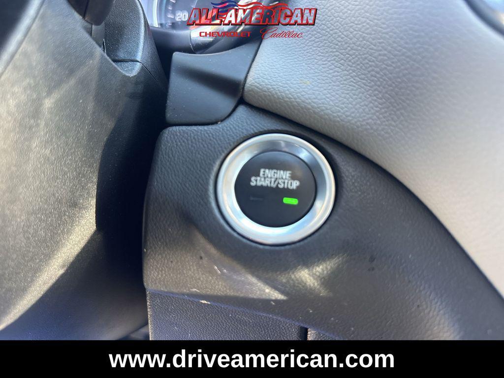 used 2022 Chevrolet Equinox car, priced at $19,200