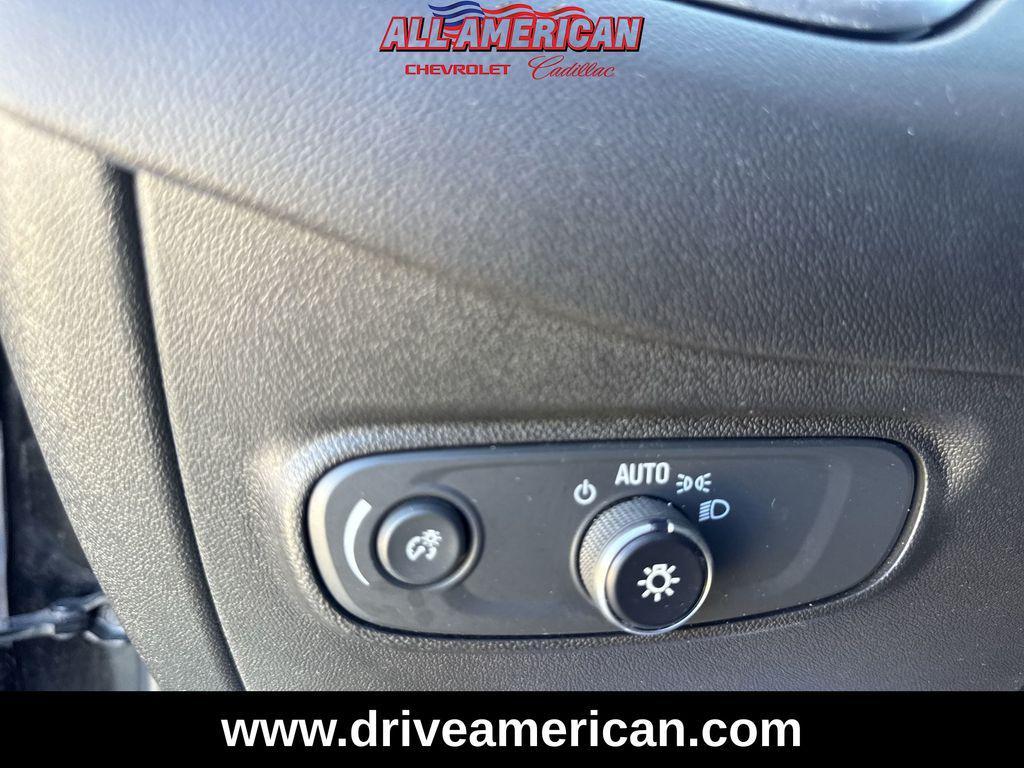 used 2022 Chevrolet Equinox car, priced at $19,200