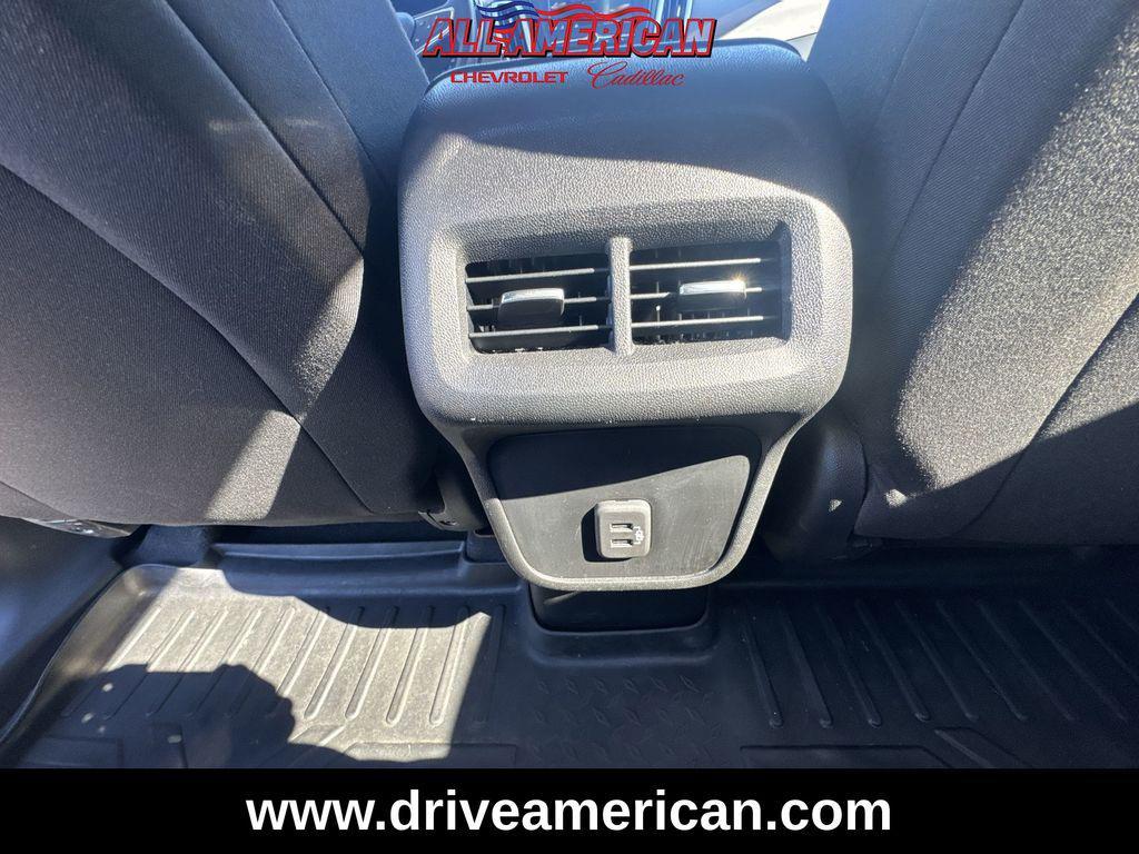 used 2022 Chevrolet Equinox car, priced at $19,200