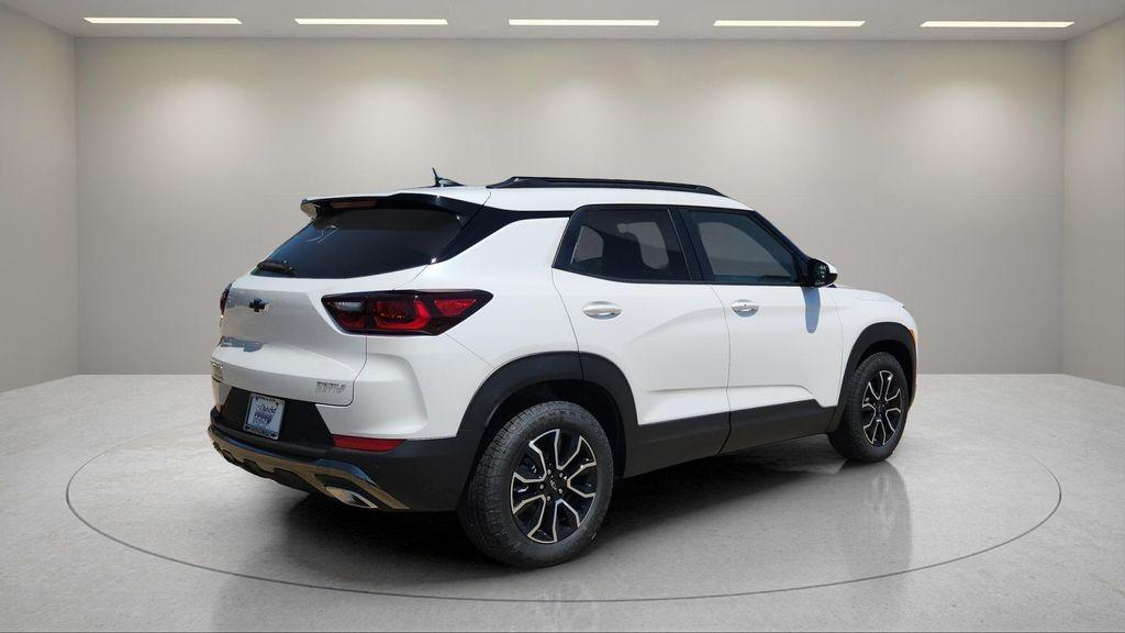 new 2026 Chevrolet TrailBlazer car, priced at $30,000