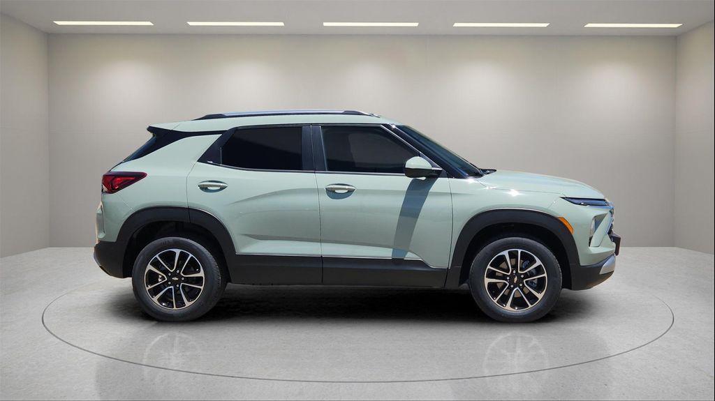 new 2026 Chevrolet TrailBlazer car, priced at $26,000