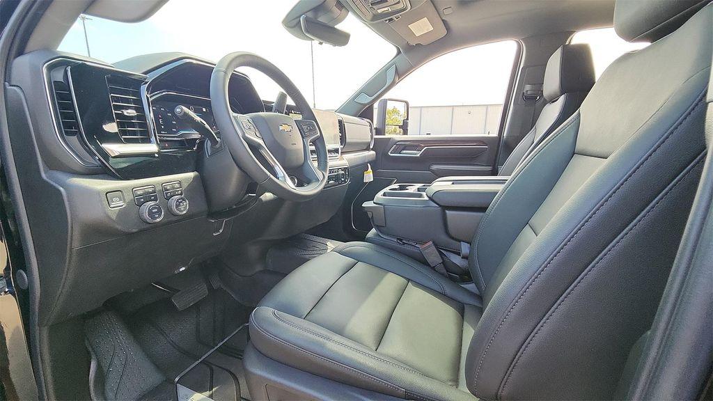 new 2025 Chevrolet Silverado 2500 car, priced at $58,500