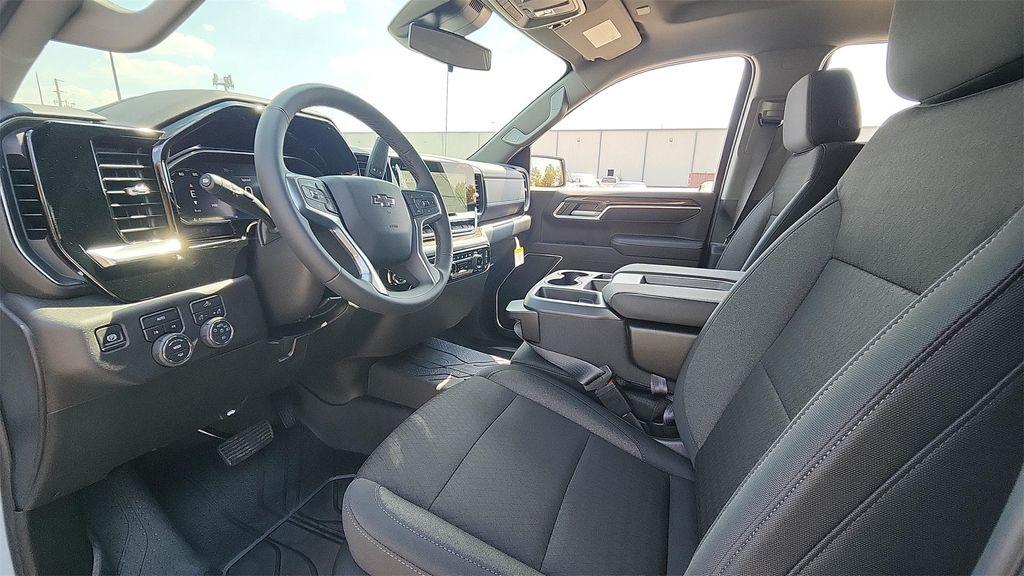 new 2026 Chevrolet Silverado 1500 car, priced at $44,250