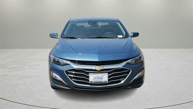 new 2025 Chevrolet Malibu car, priced at $23,000