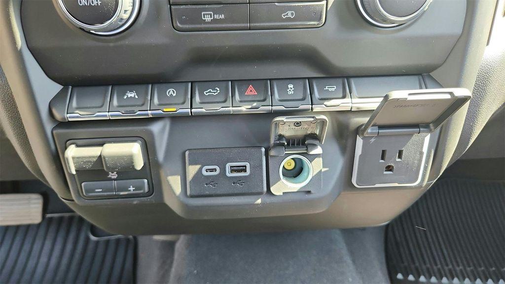 new 2026 Chevrolet Silverado 1500 car, priced at $38,250
