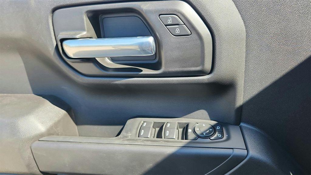 new 2026 Chevrolet Silverado 1500 car, priced at $38,250