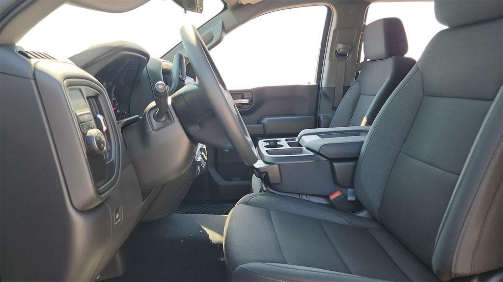 new 2026 Chevrolet Silverado 1500 car, priced at $38,250