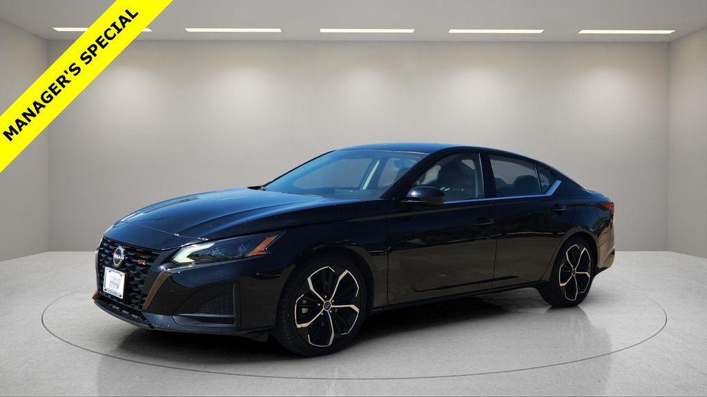 used 2023 Nissan Altima car, priced at $18,500
