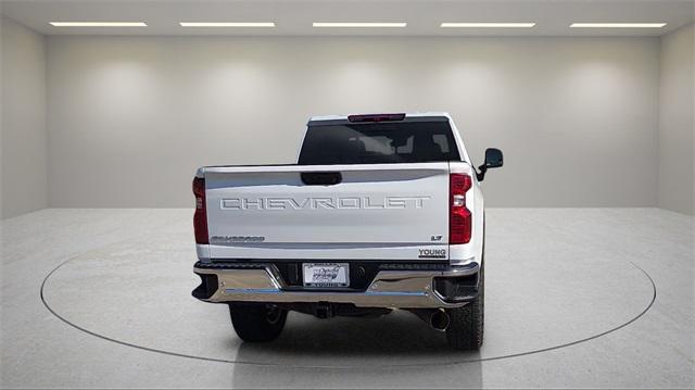 new 2025 Chevrolet Silverado 2500 car, priced at $69,000