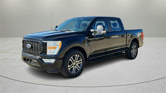 used 2022 Ford F-150 car, priced at $30,000