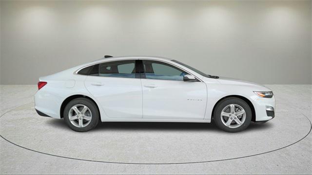 new 2024 Chevrolet Malibu car, priced at $20,750