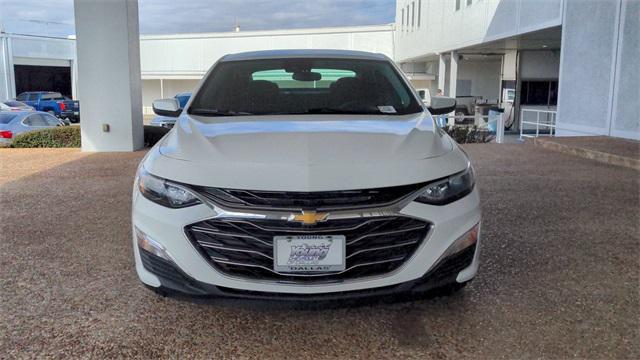 new 2025 Chevrolet Malibu car, priced at $25,000