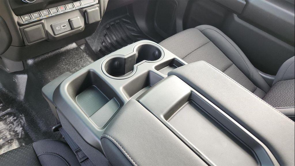 new 2025 Chevrolet Silverado 1500 car, priced at $35,250