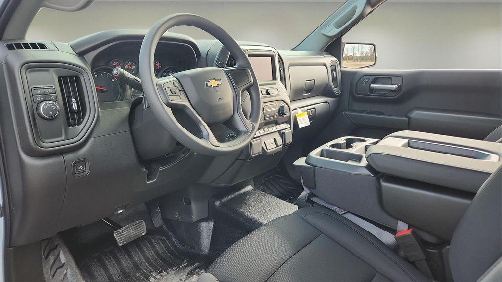 new 2025 Chevrolet Silverado 1500 car, priced at $35,250