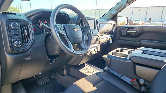 new 2025 Chevrolet Silverado 1500 car, priced at $42,000