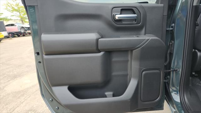 new 2025 Chevrolet Silverado 1500 car, priced at $46,750