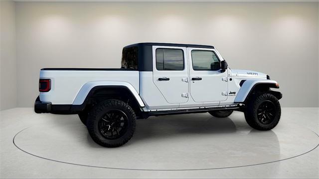 used 2022 Jeep Gladiator car, priced at $38,000