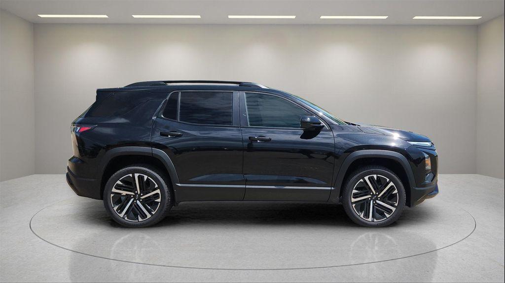 new 2026 Chevrolet Equinox car, priced at $32,000
