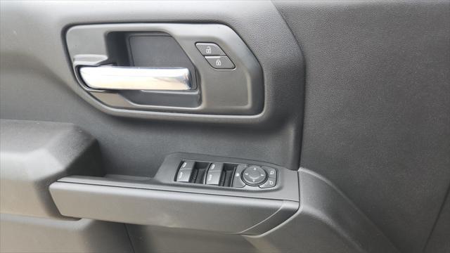 new 2025 Chevrolet Silverado 1500 car, priced at $42,945