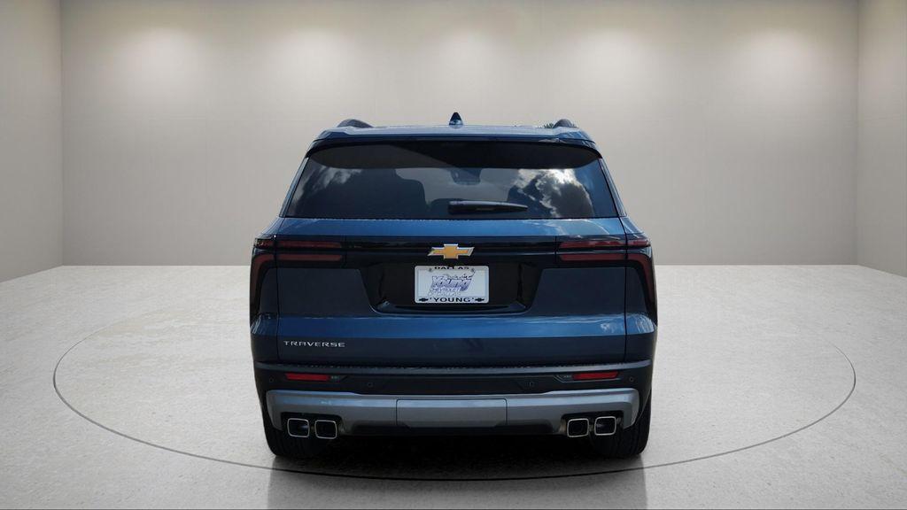 new 2026 Chevrolet Traverse car, priced at $44,500
