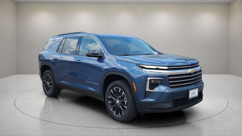 new 2026 Chevrolet Traverse car, priced at $44,500