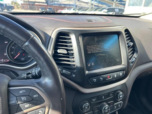 used 2014 Jeep Cherokee car, priced at $12,500