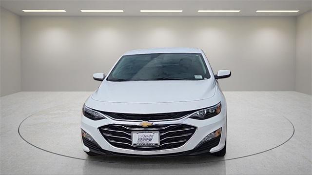 new 2025 Chevrolet Malibu car, priced at $24,000