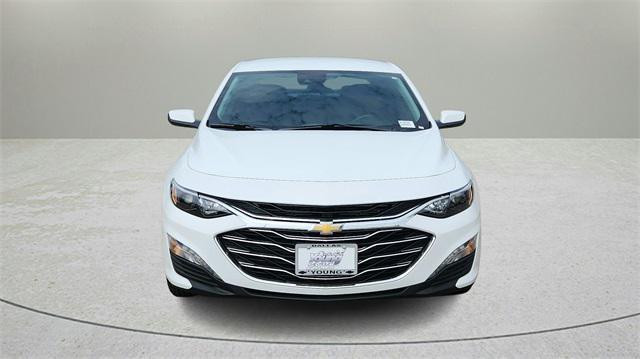 new 2025 Chevrolet Malibu car, priced at $26,000