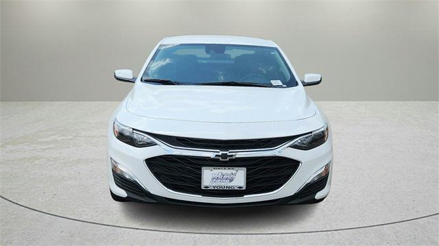 new 2025 Chevrolet Malibu car, priced at $25,000